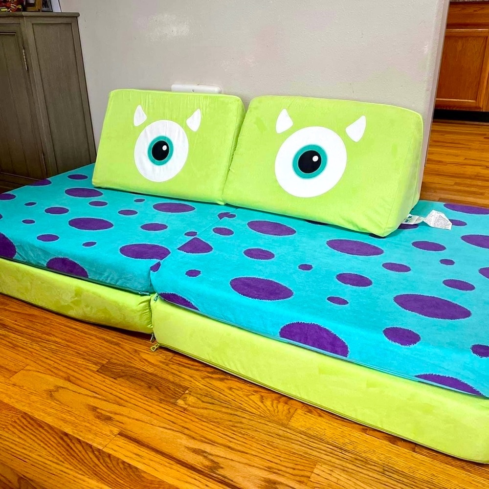 Monsters inc Nugget Cover